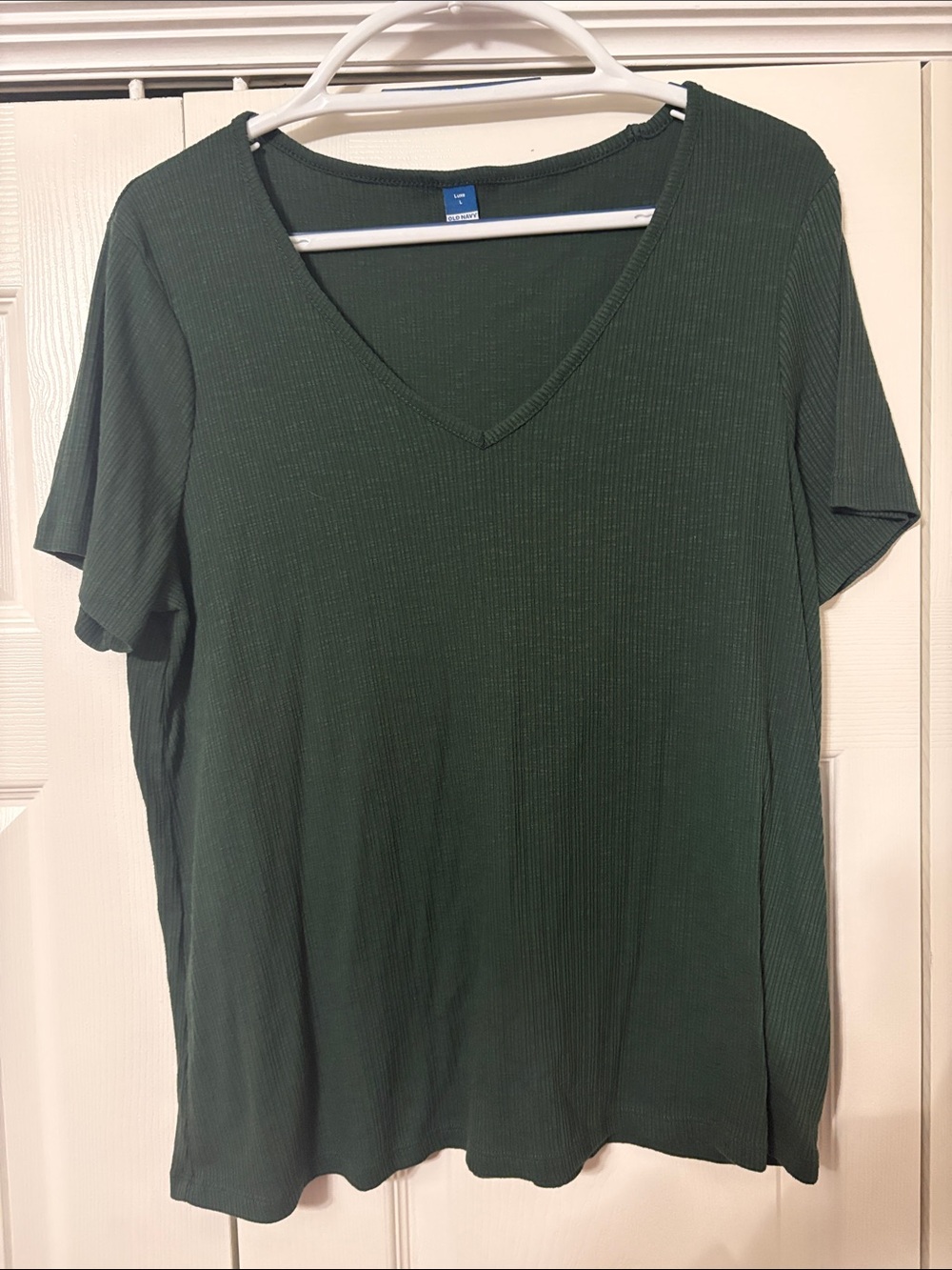 Luxe Forest Green Ribbed V-Neck Short Sleeve Tee
